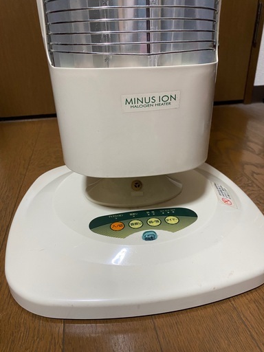 マイナスイオン タワーハロゲンヒーター