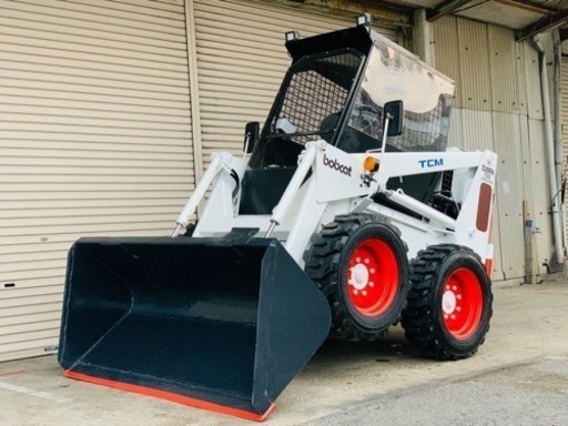TCM ボブキャット 725 852時間 スキッドステアローダー ミニホイールローダー ショベルローダー4WD 新品タイヤ サイドミラー LEDライト