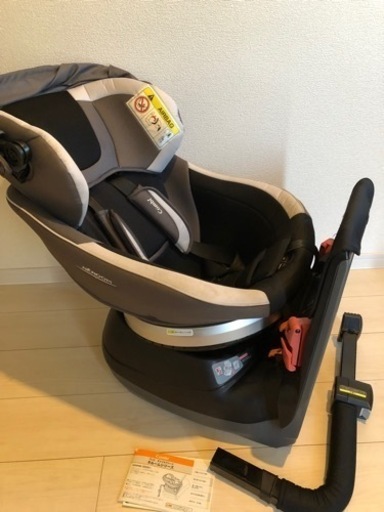 コンビ　ネルーム　チャイルドシート　回転