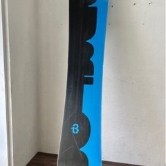 BURTONの「.5」フォーポイントファイブ 154.5cm・P1バインディング