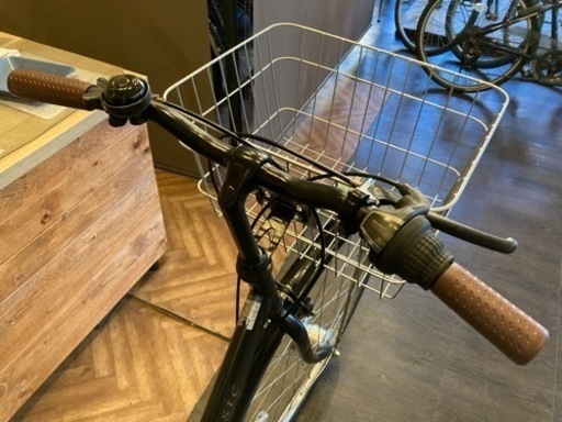 【前輪タイヤ新品！】LEDオートライト　6段変速　27インチ自転車　ブラック