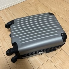 スーツケース　ssサイズ