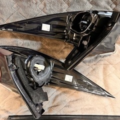 50系エスティマ4型リア純正テール