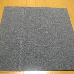 日本製タイルカーペット厚み6.5㎜・１枚１４０円・在庫７３枚（１...