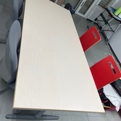 オフィス家具(テーブル・椅子)