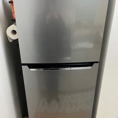 24時間以内に発送✨️ ニンテンドー3DS LL ピンク×ホワイト 極美品-冷蔵庫　ハイセンス　Hisence 冷凍冷蔵庫 HR-B2302  2020年製 227L 2ド 右開き シルバー