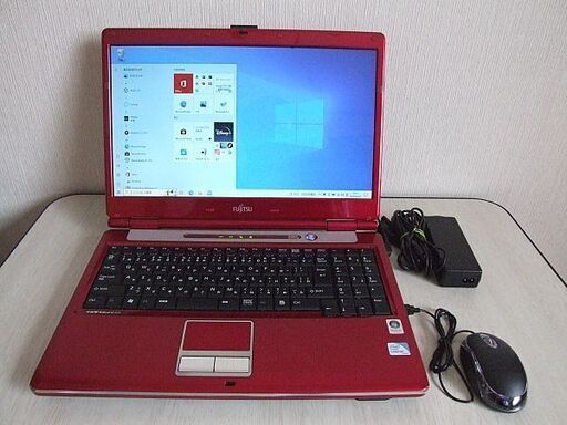 高速SSD240GB搭載　Fujitsu FMV-BIBLO NF/D30 ノートパソコン（4031-1）