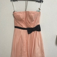 サーモンピンク　ドレス