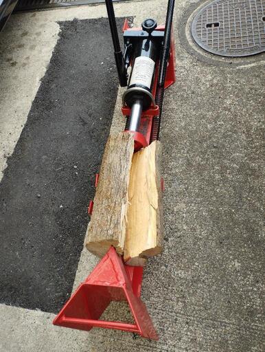 手動薪割り機