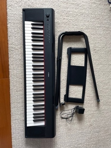 3/17まで　電子ピアノ　YAMAHA piaggero NP-11 ブラック