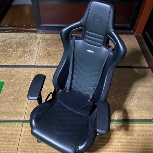 noblechairs EPIC ゲーミングチェア