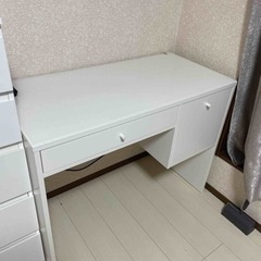 IKEA ドレッサー