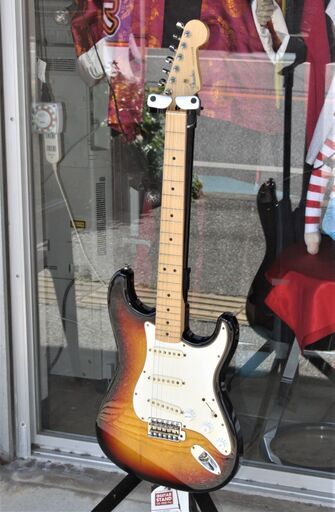 Fender Japan ストラトキャスター リユース品