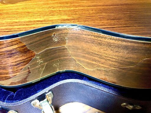 クラシックギター【TACOMA ECR 15C】ハードケース・FISH MAN ピエゾ