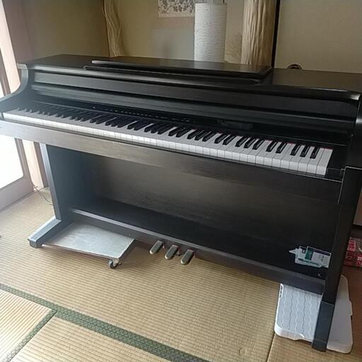 YAMAHA Clavinova ピアノ