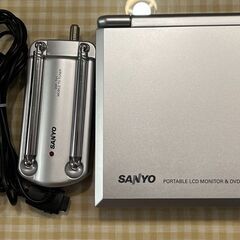 SANYO ポータブルDVDプレーヤー DVD-HP90T