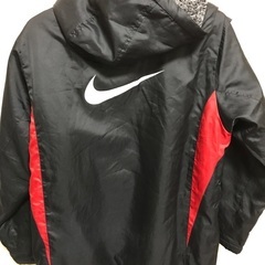 150 NIKE ベンチコート