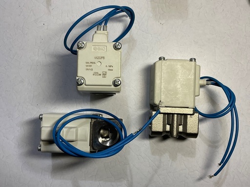 電磁弁（ソレノイドバルブ:SMC VX232PB）