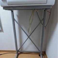 日立除湿形衣類乾燥機DE-N50WV  20年製　5kg