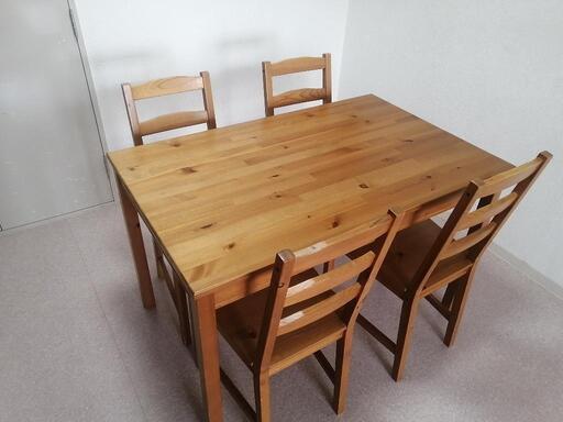 【IKEA】ダイニングテーブル・イス４脚セット
