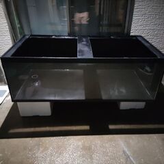 アクリル水槽150×75×50、120×45×45セットです。❗