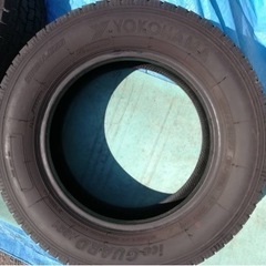 ヨコハマ　スタッドレスタイヤ　2本うけとり