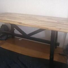 Ikea Skogsta table