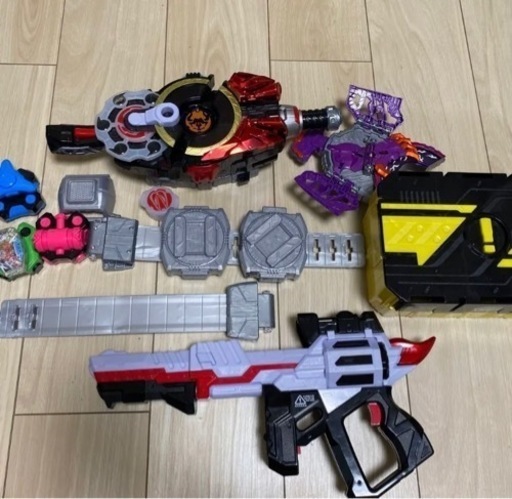 仮面ライダーギーツ　各種おもちゃ