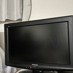 2011年製22型テレビ