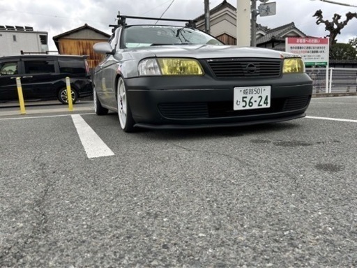 日産　FB15サニー