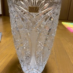 KAMEIのクリスタル花瓶