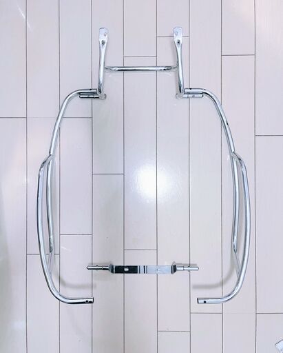 純正のPIAGGIO VESPA PX クラッシュ ガード サイド バンパー。