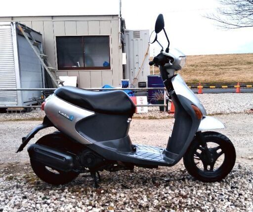 優れたエンジン。 Suzuki （スズキ）。 Let's 4. バッテリーは新品です