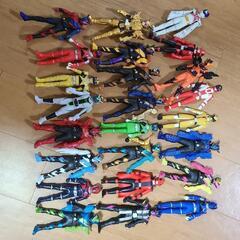 仮面ライダーベルト、戦隊武器、フィギュア