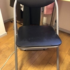 椅子(畳み可能)