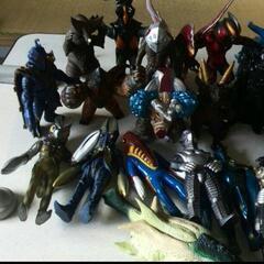 セール☆ウルトラマン怪獣、ソフビ17体 ザラブ星人、テンペラー星人