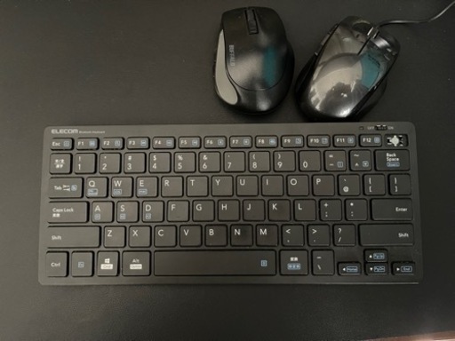 iMac(美品ジャンク) &キーボードマウスセット 値段交渉受付ます