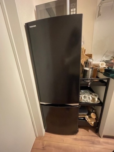 冷蔵庫（170L 右開き 東芝製）