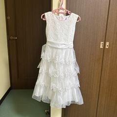 ドレス　純白150cm