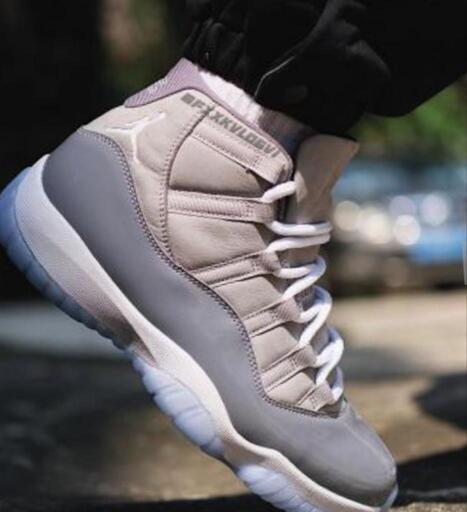スニーカー Nike Air Jordan 11 \