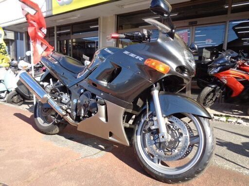 NO.4630　ＺＺＲ４００　Ｎ型　水冷４サイクル１６バルブ４気筒エンジン　ＥＴＣ付き　ガンメタリック　☆彡
