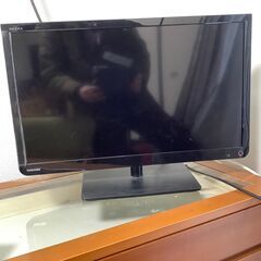 東芝　液晶テレビ23型　取説、リモコン付き