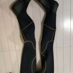 ソフトドライスーツ　coltex　ネックイン　174cm前後　快適です