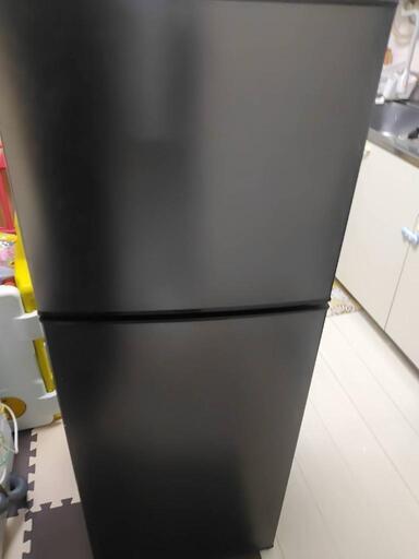 maxzen冷蔵庫2019年式ブラック