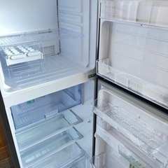 高年式】2018年式 225L 2ドア冷蔵庫 SHARP