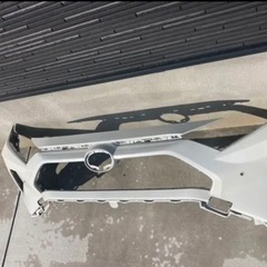 販売中　トヨタ RAV4 バンパー（純正 20,000円（要相談） 早い者勝ち