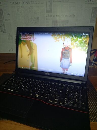 処分！管理番号A573G02　富士通製LIFEBOOK A573/G Core i5 3340M　2コア4スレッド　HDD500GB　１５．６インチ大画面　WINDOWS10　64bit pro WIFI内蔵　DVD鑑賞　YOUTUBE動画　音楽鑑賞　グーグルクローム　ITUNES　OPENOFFICE　VLCmediaplayerインストール済　すぐに使える　USB2.0*2　3.0*2　HDMI