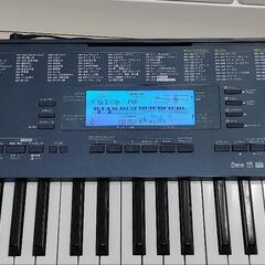 CASIO　光ナビゲーションキーボード　電子楽器