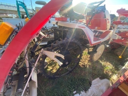 魅力の ヤンマー 田植機 RR400四条エンジンかからないのでジャンク その他