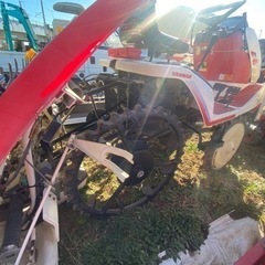 ヤンマー 田植機 RR400四条エンジンかからないのでジャンクとして部品取り